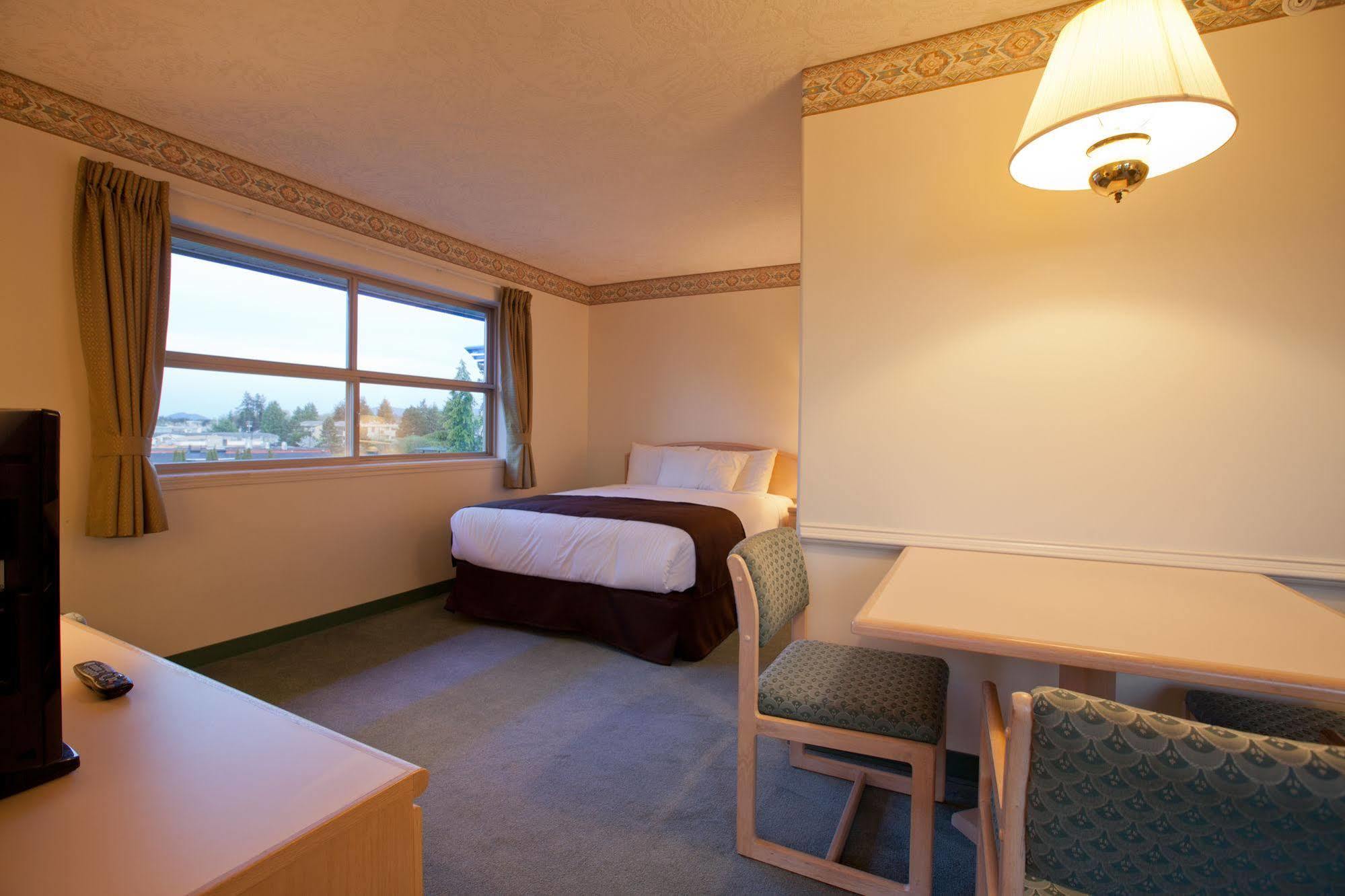 Coast Parksville Hotel מראה חיצוני תמונה